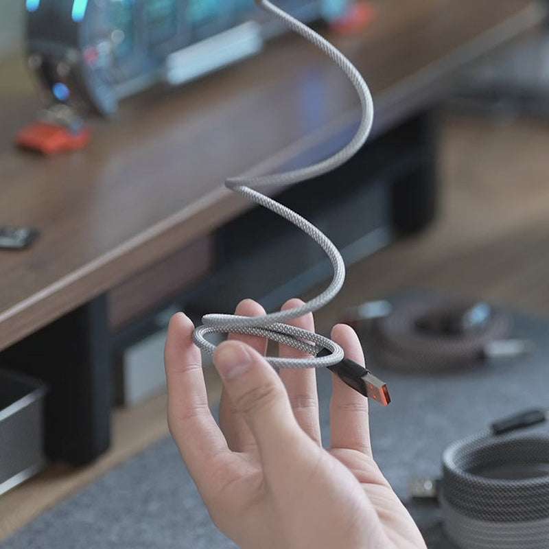 Magnetic Anti-tangle Cable