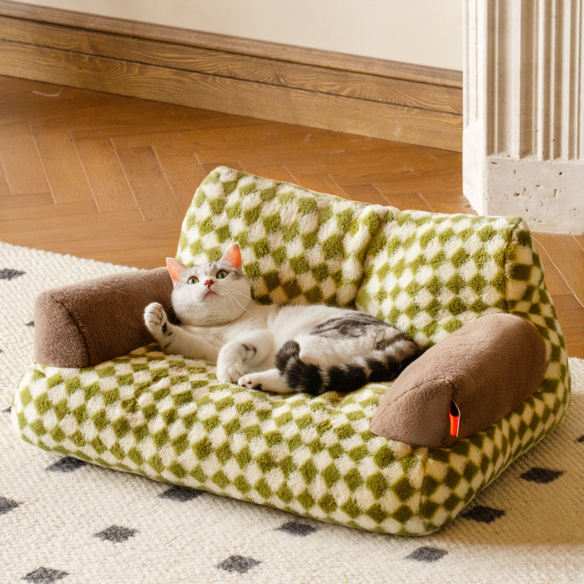 Zion Diamond Cat & Dog Sofa