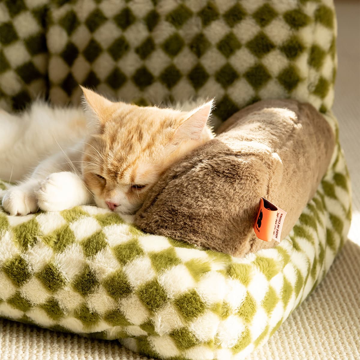 Zion Diamond Cat & Dog Sofa