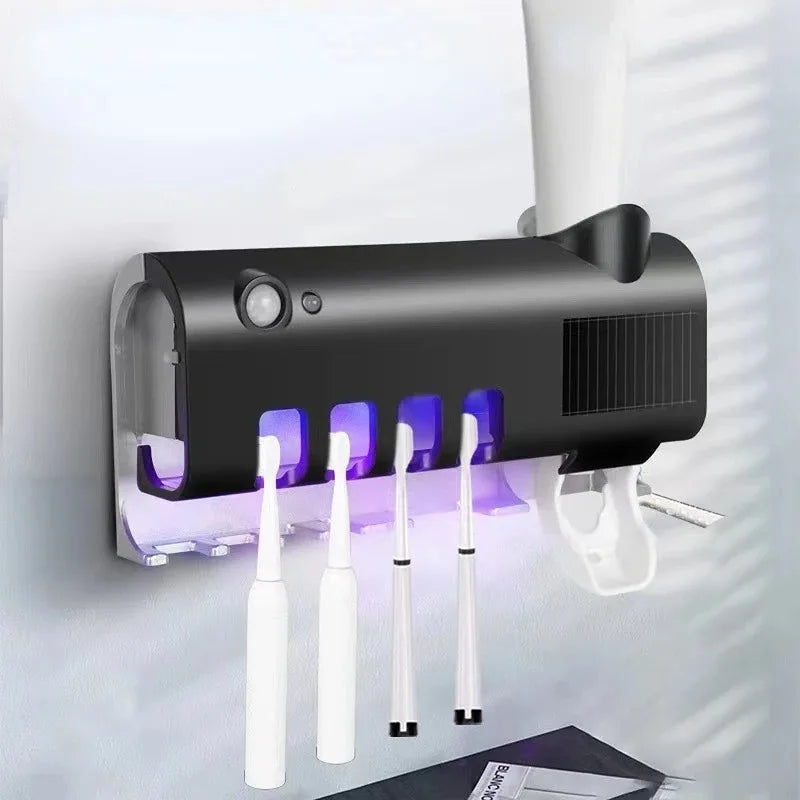 Intelligent UV toothbrush holder