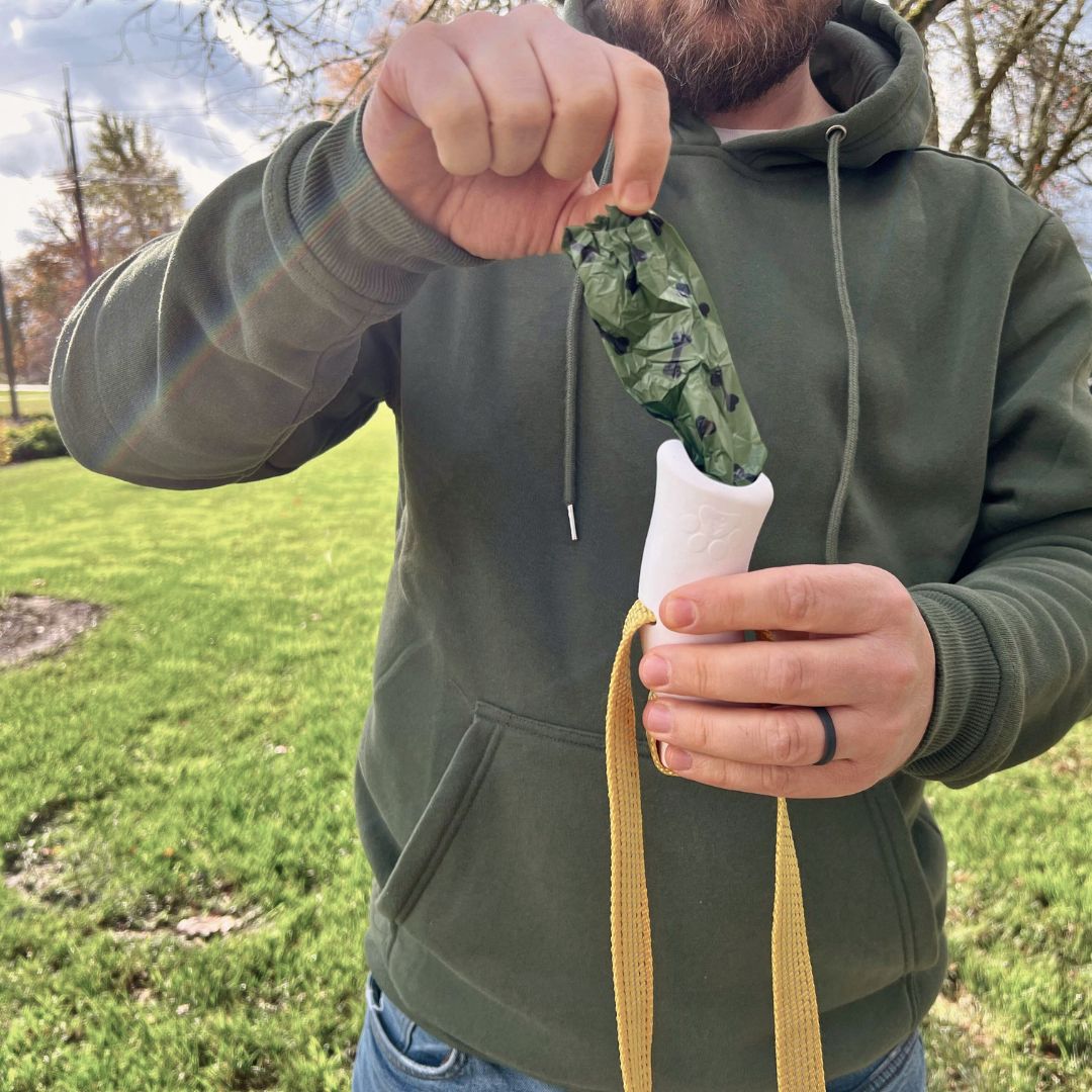 Aprolo™ Quick Control Leash – Lock, Walk, Enjoy